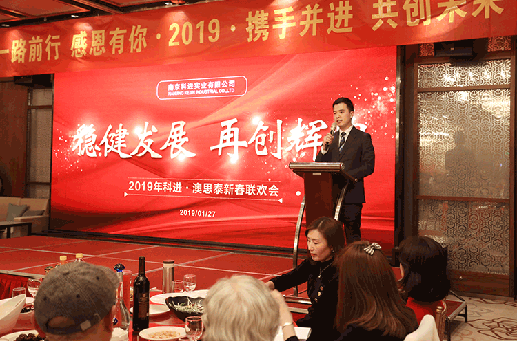 1548739326223612.gif 02.gif