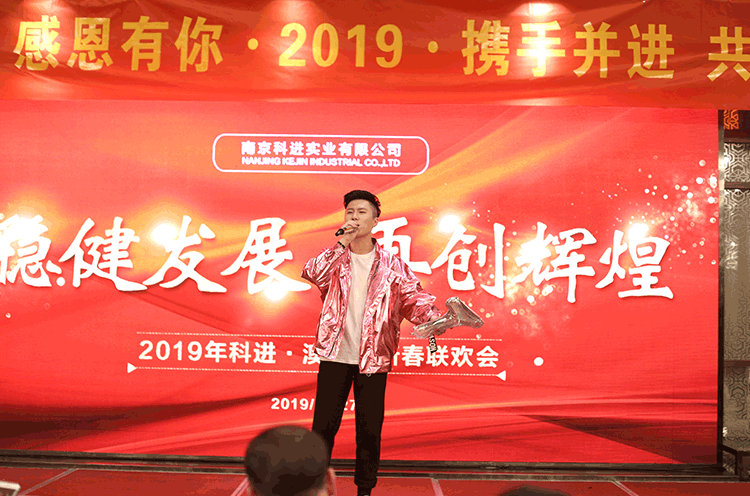 1548739496557556.gif 08.gif